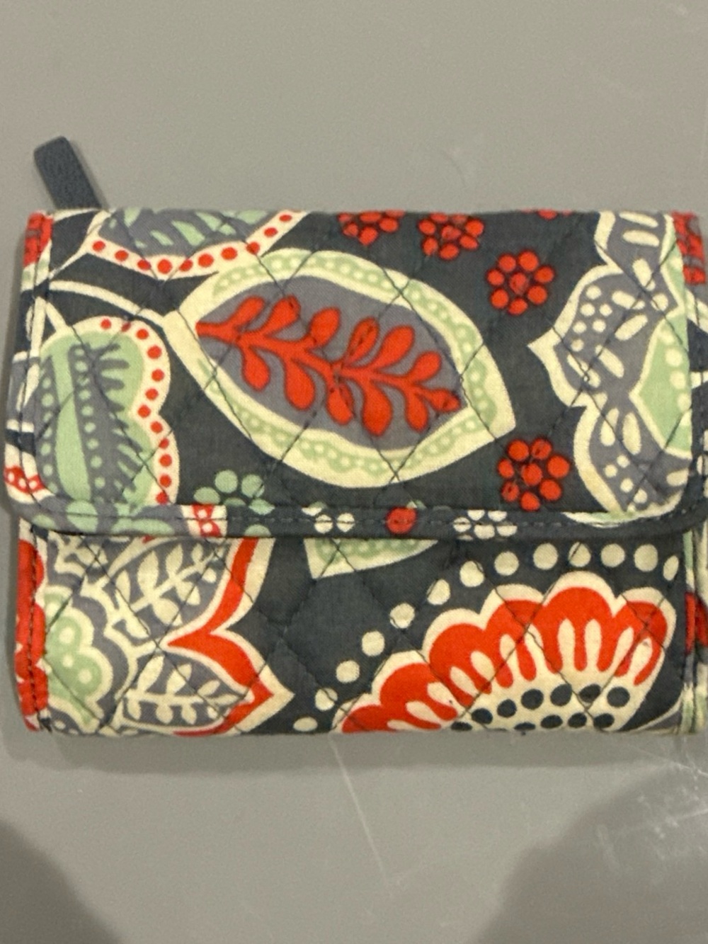 Vera Bradley Quilted Trifold Wallet - Normadic Floral